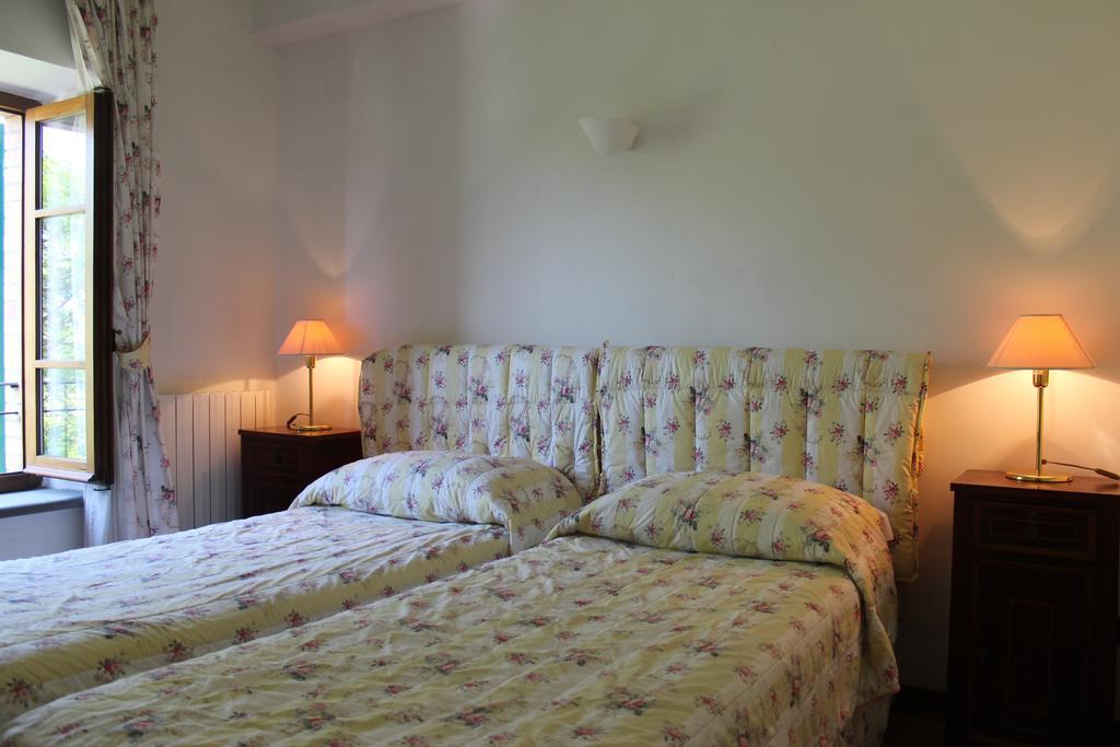 Villa Agostoli Siena Room photo