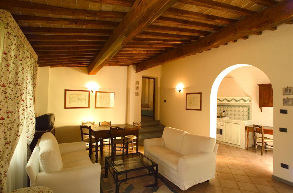 Villa Agostoli Siena Room photo